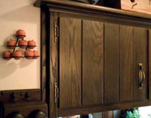 Guide to Vintage-Style Cabinet Hinges