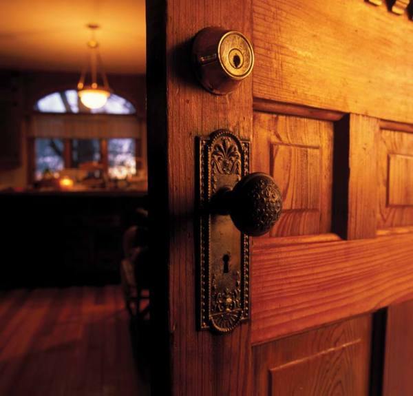 Cabinet Door Locks & Cores for Sale