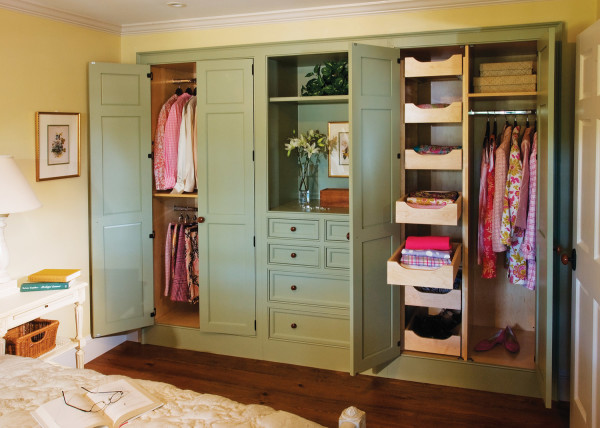 Built-In Bedroom Storage Cabinets